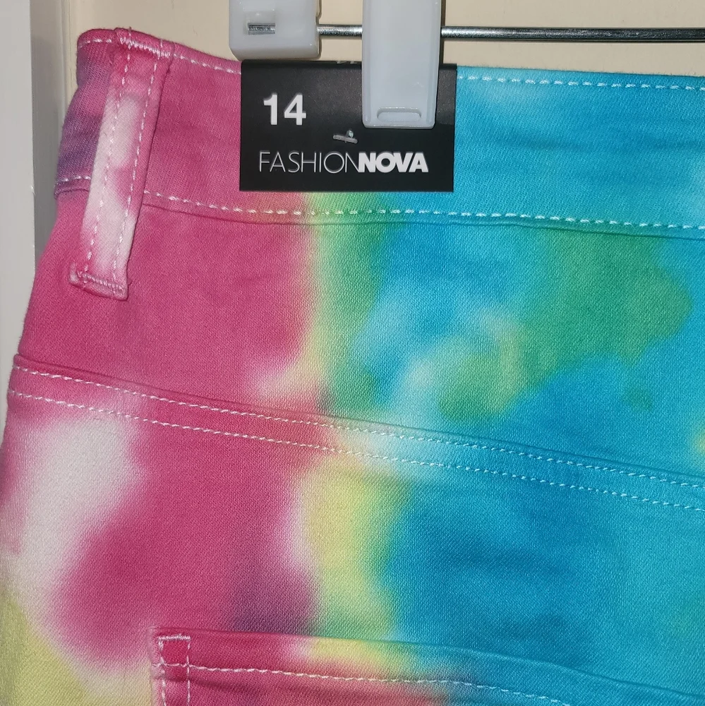 NWT Fashion Nova Pink Yellow Blue Tie Dye Denim High Rise Pants Jeans - Picture 2 of 16